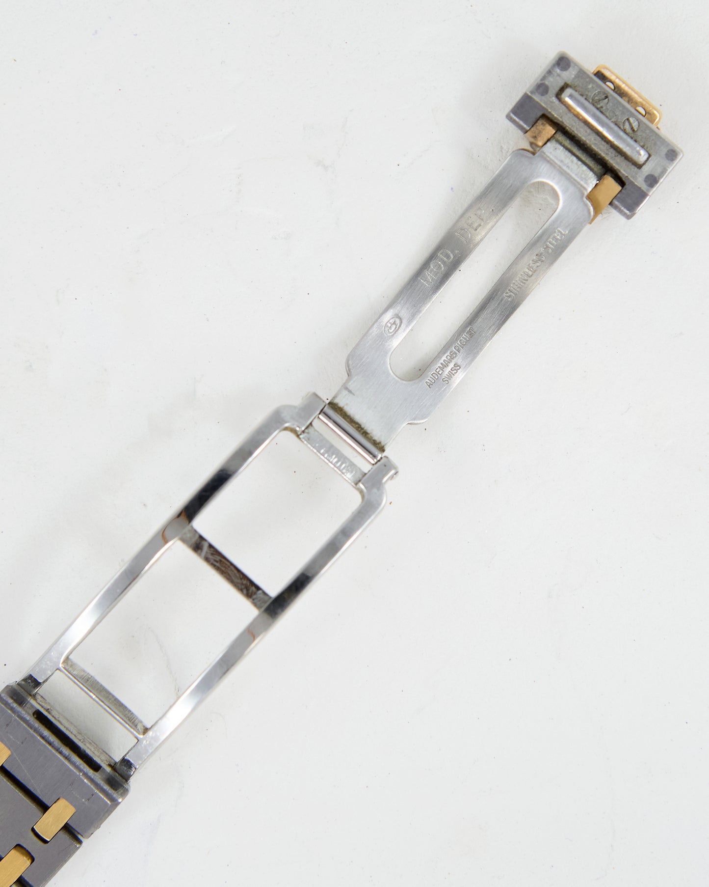 AUDEMARS PIGUET ROYAL OAK TANTALUM & ROSE GOLD QUARTZ