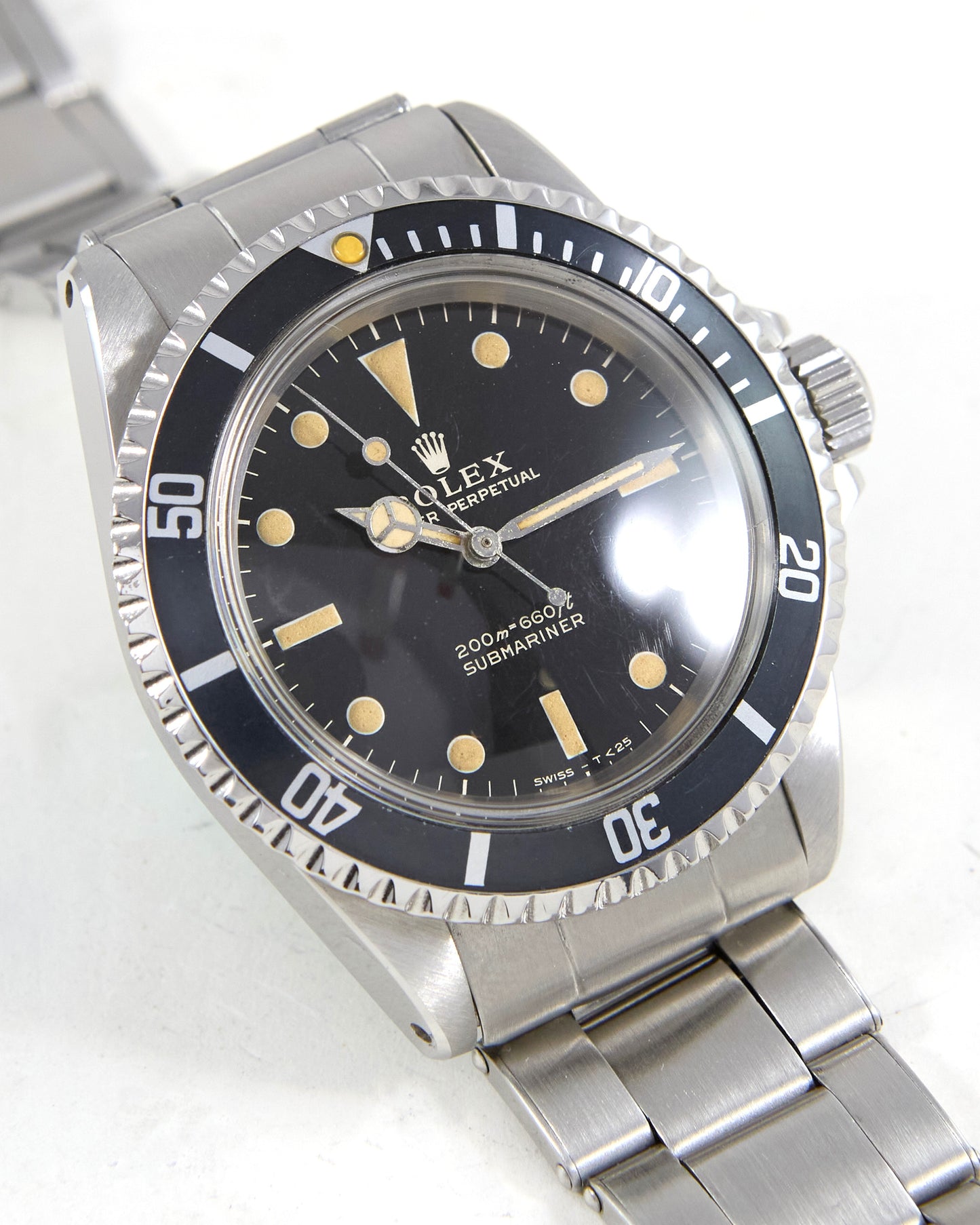Rolex Submariner 5513 Black Gilt Dial on Oyster Rivet Bracelet