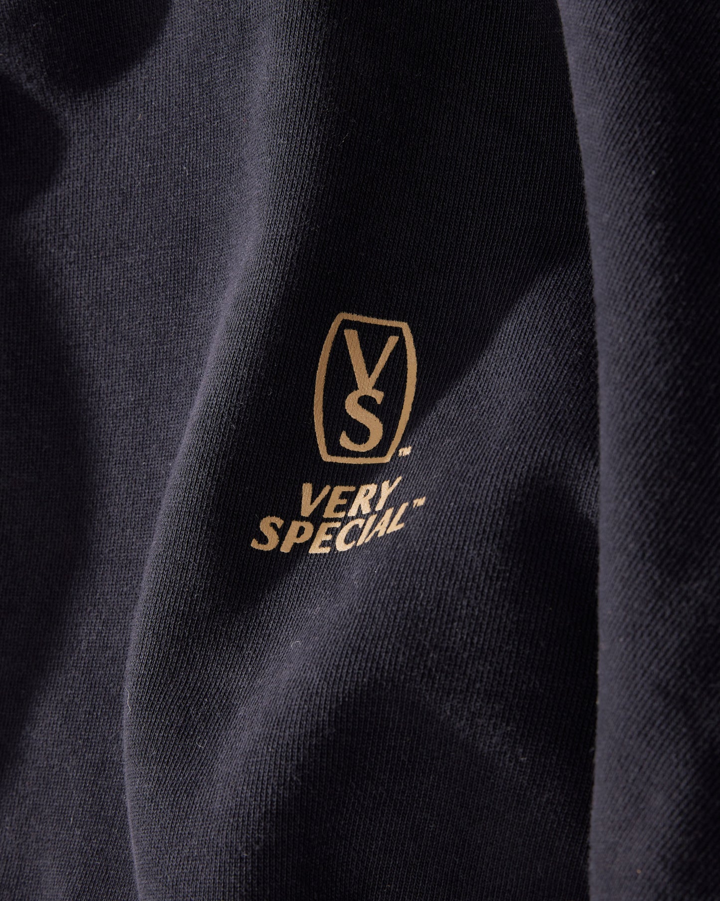 VERY SPECIAL - SCRIPT HOODIE - BLACK