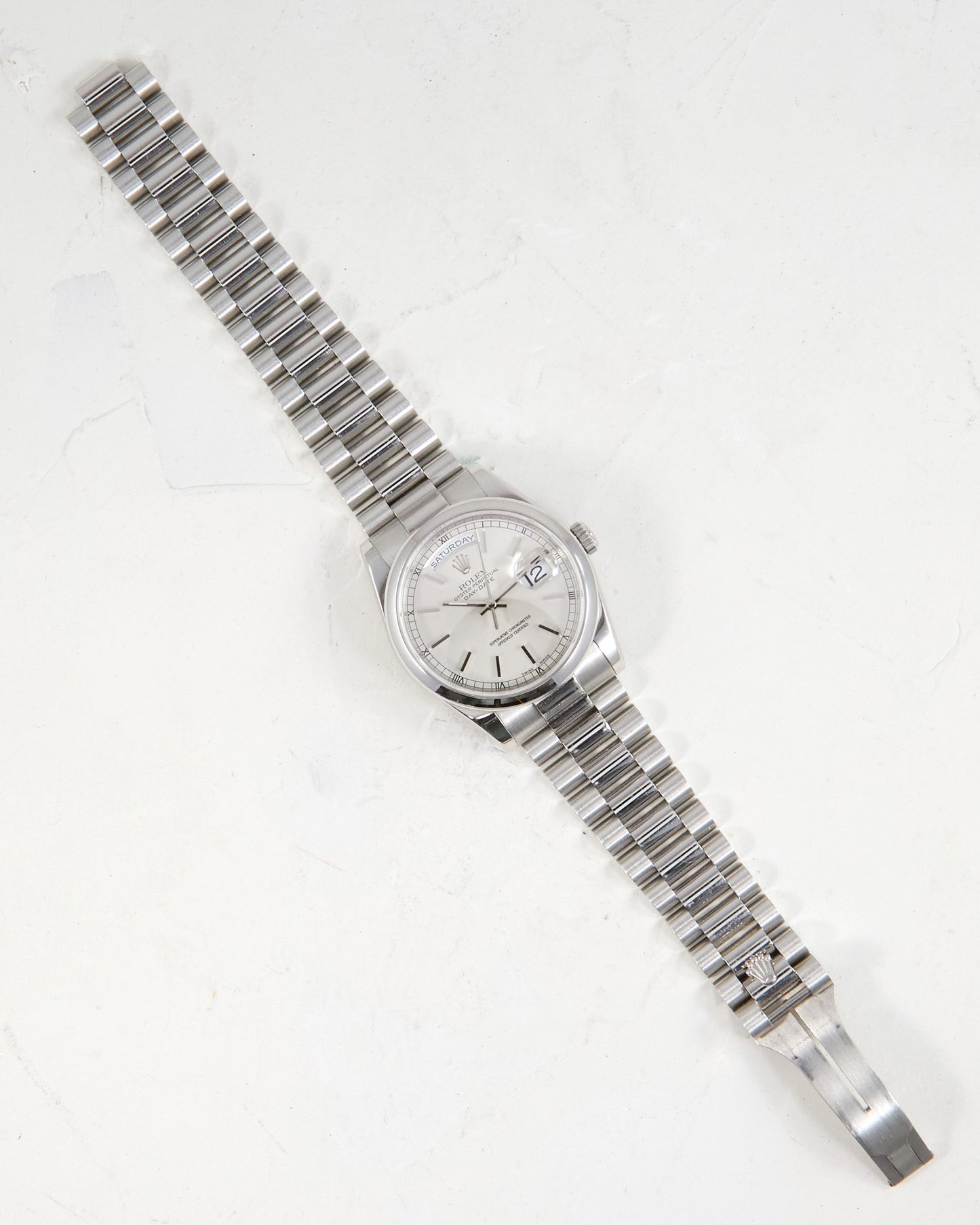Rolex Day-Date 118206 Smooth Bezel Silver Dial in Full Platinum on President Bracelet