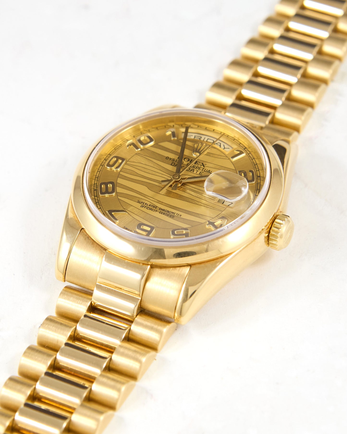 Rolex Day-Date 118208 Smooth Bezel Champagne Wave Dial in Yellow Gold Case and Bracelet