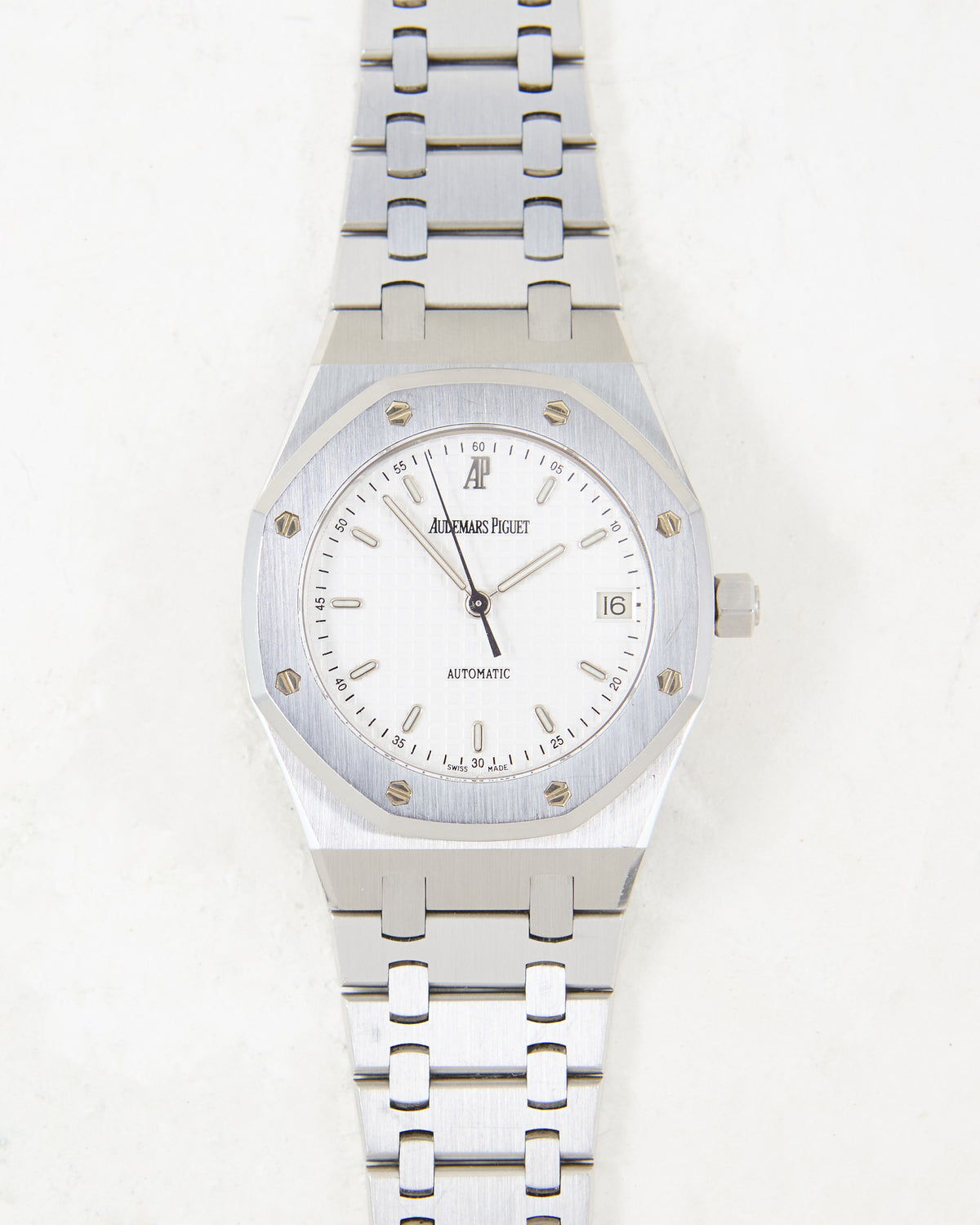 Audemars Piguet Royal Oak 14790ST White Dial in Steel Case and Bracelet with Extract of Archives