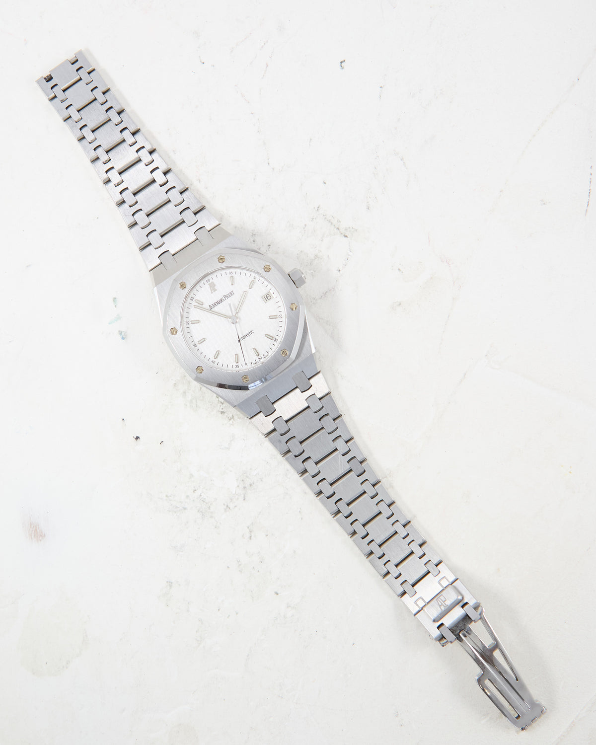 Audemars Piguet Royal Oak 14790ST White Dial in Steel Case and Bracelet with Extract of Archives