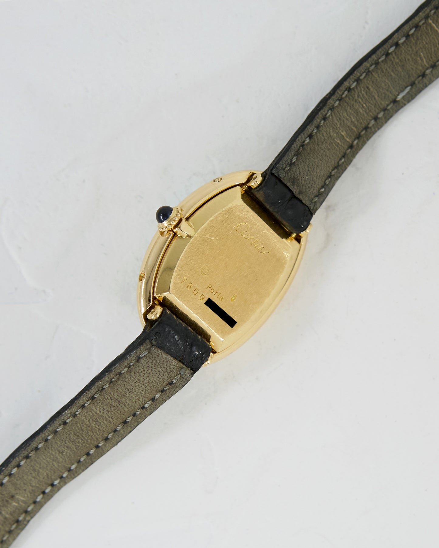CARTIER BAIGNOIRE PARIS DIAL IN YELLOW GOLD WITH DEPLOYANT CLASP & CARTIER POUCH