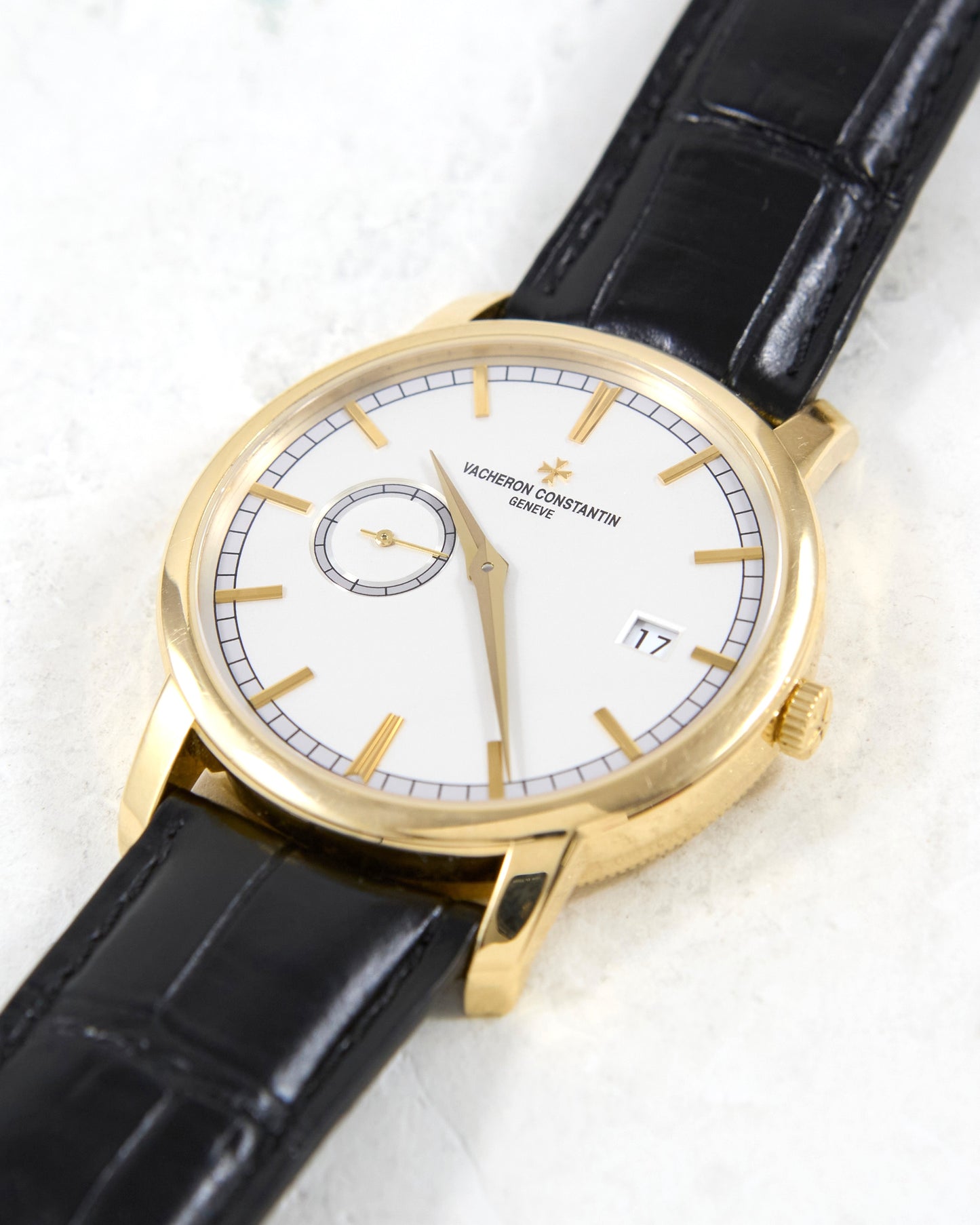 Vacheron Constantin Traditionnelle 87172 in Yellow Gold Case on Leather Strap and Buckle