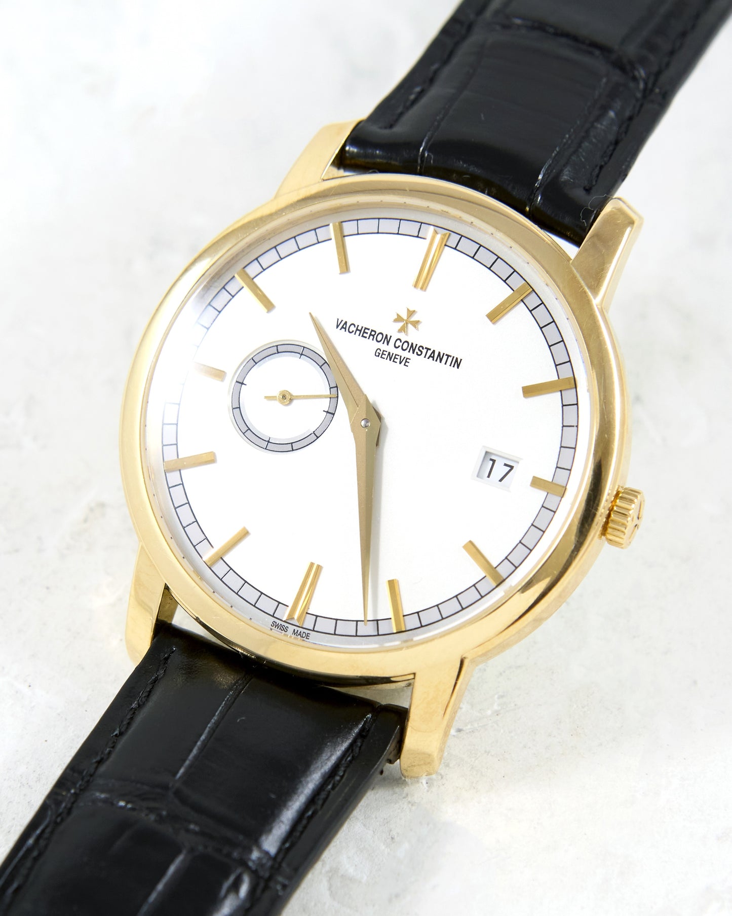 Vacheron Constantin Traditionnelle 87172 in Yellow Gold Case on Leather Strap and Buckle
