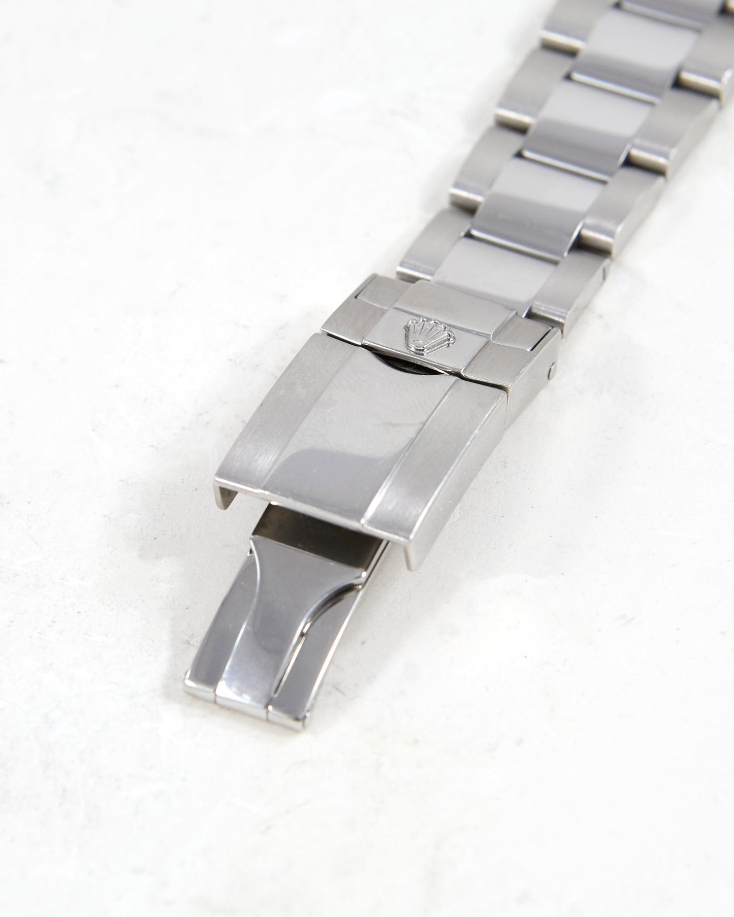 Rolex Daytona 116520 Black Dial on Oyster Bracelet with Box & Papers