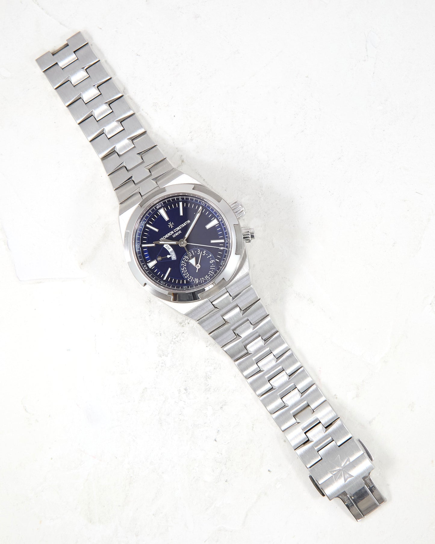 Vacheron Constantin Overseas Dual Time 7900V Blue Dial in Steel with Extra Straps and Box & Papers