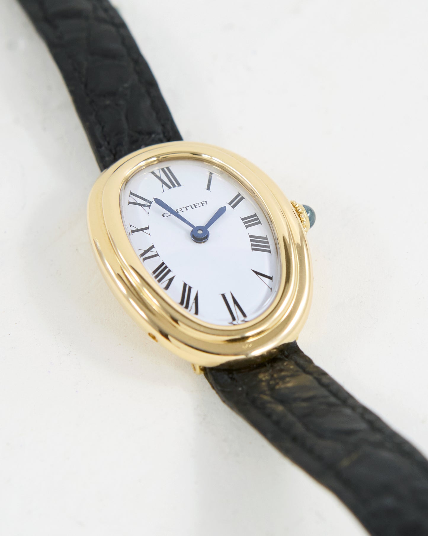 CARTIER BAIGNOIRE PARIS DIAL IN YELLOW GOLD WITH DEPLOYANT CLASP & CARTIER POUCH