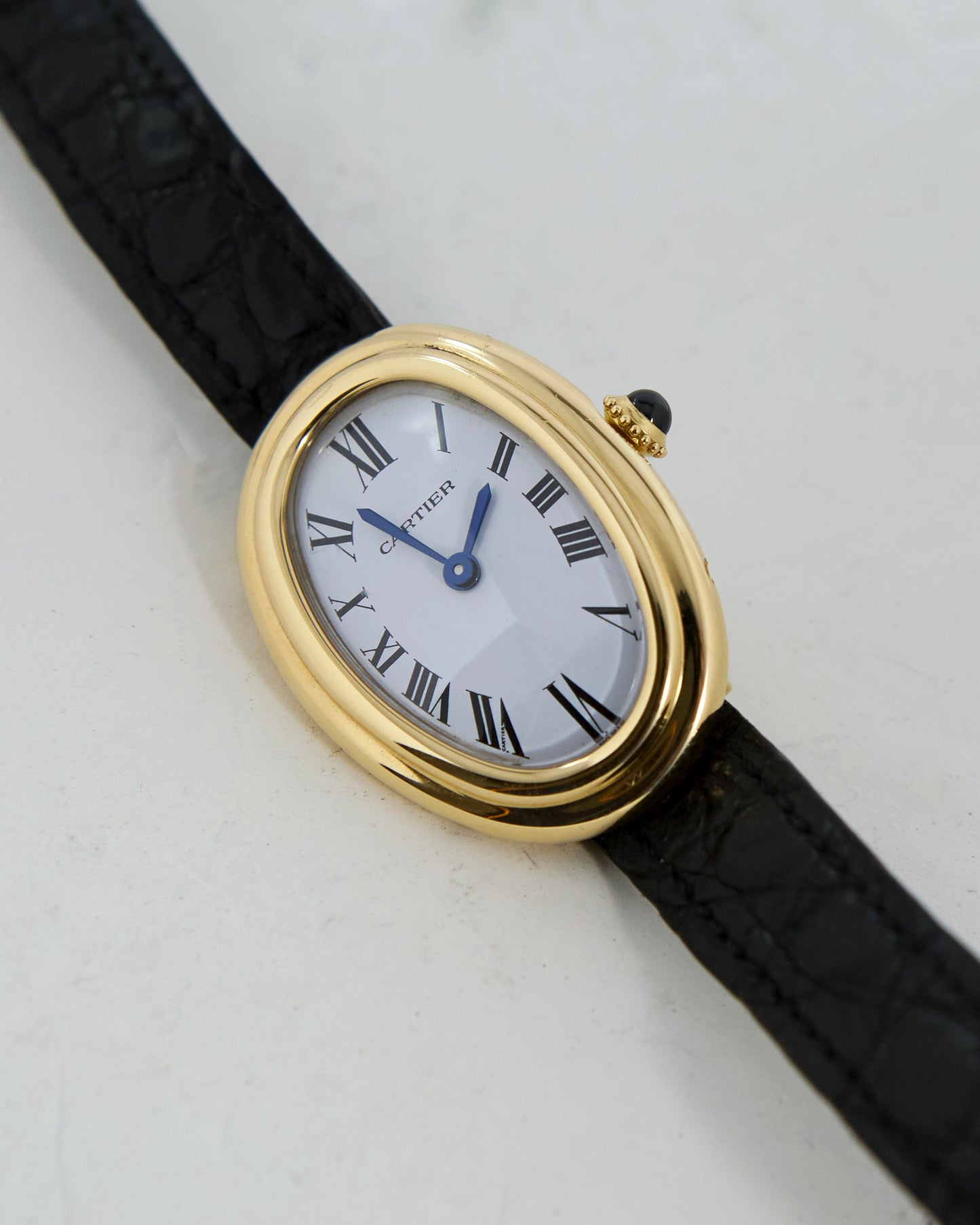 CARTIER BAIGNOIRE PARIS DIAL IN YELLOW GOLD WITH DEPLOYANT CLASP & CARTIER POUCH