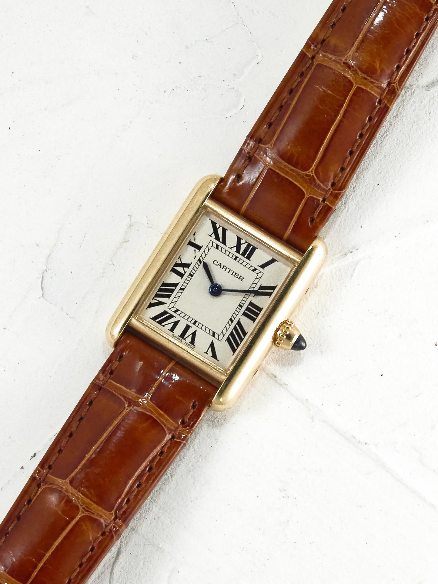 CARTIER TANK LOUIS IN YELLOW GOLD WITH CARTIER STRAP AND BUCKLE