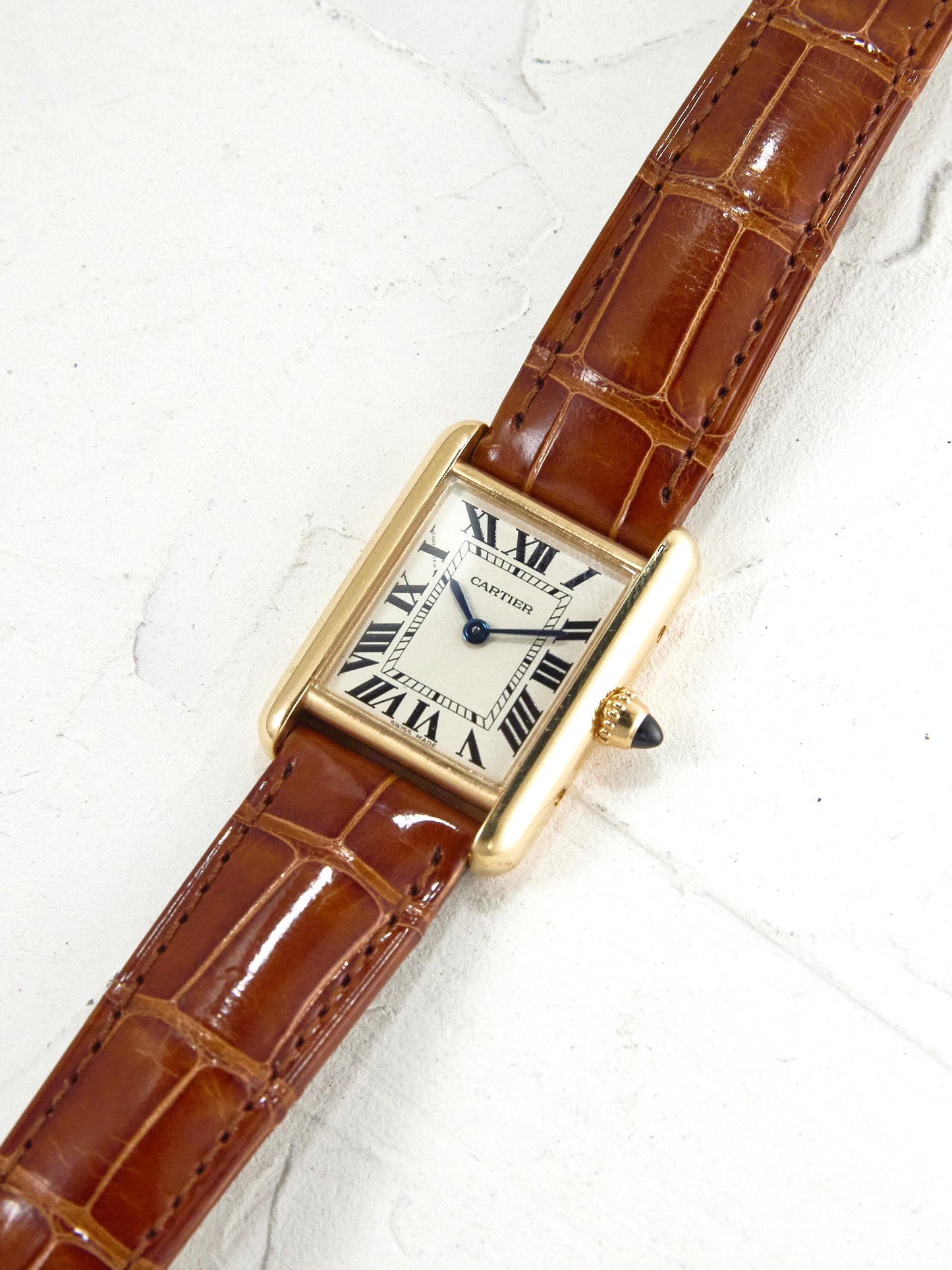 CARTIER TANK LOUIS IN YELLOW GOLD WITH CARTIER STRAP AND BUCKLE