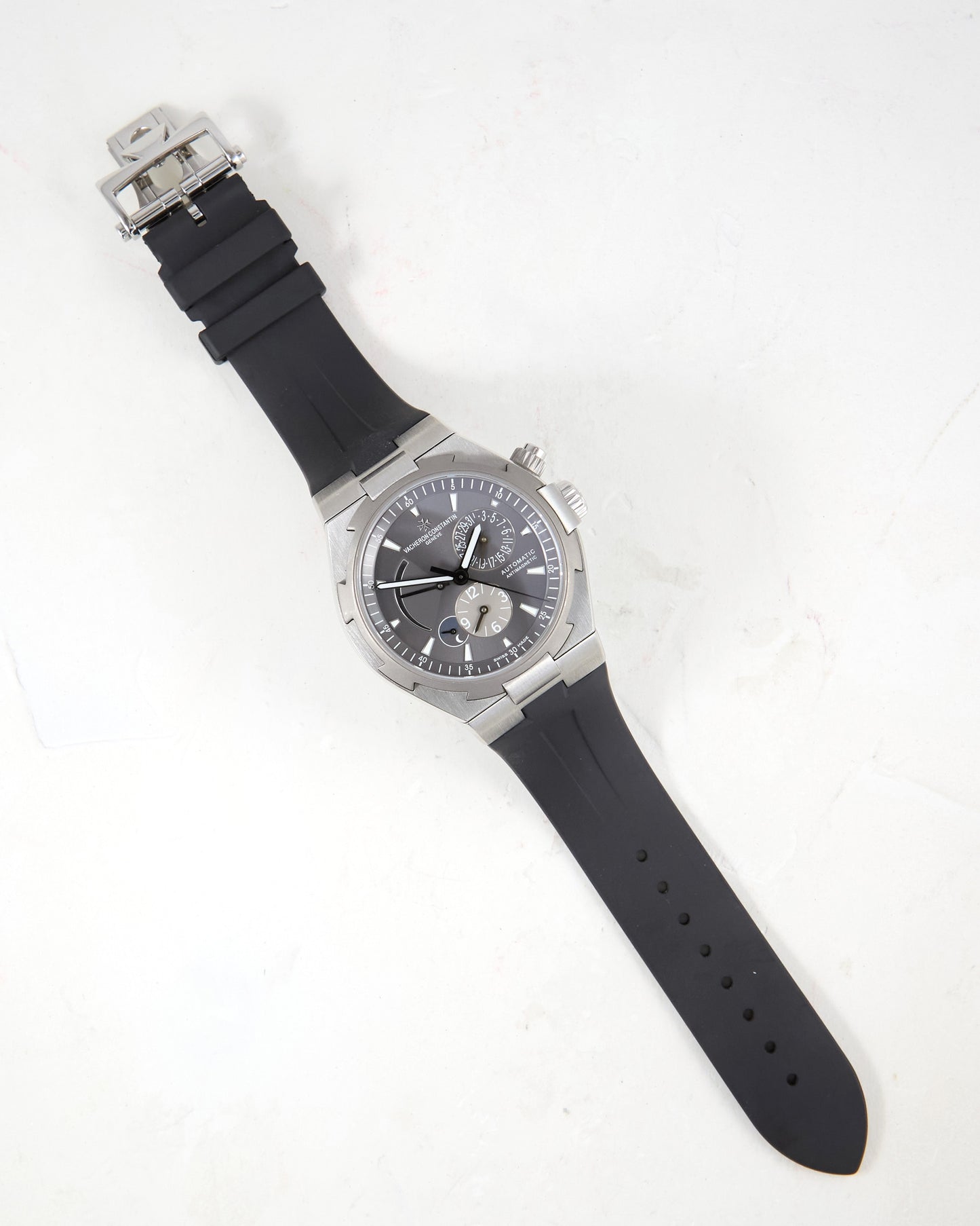 Vacheron Constantin Overseas Dual Time 47450 in Steel Case on Rubber Strap with Box & Papers