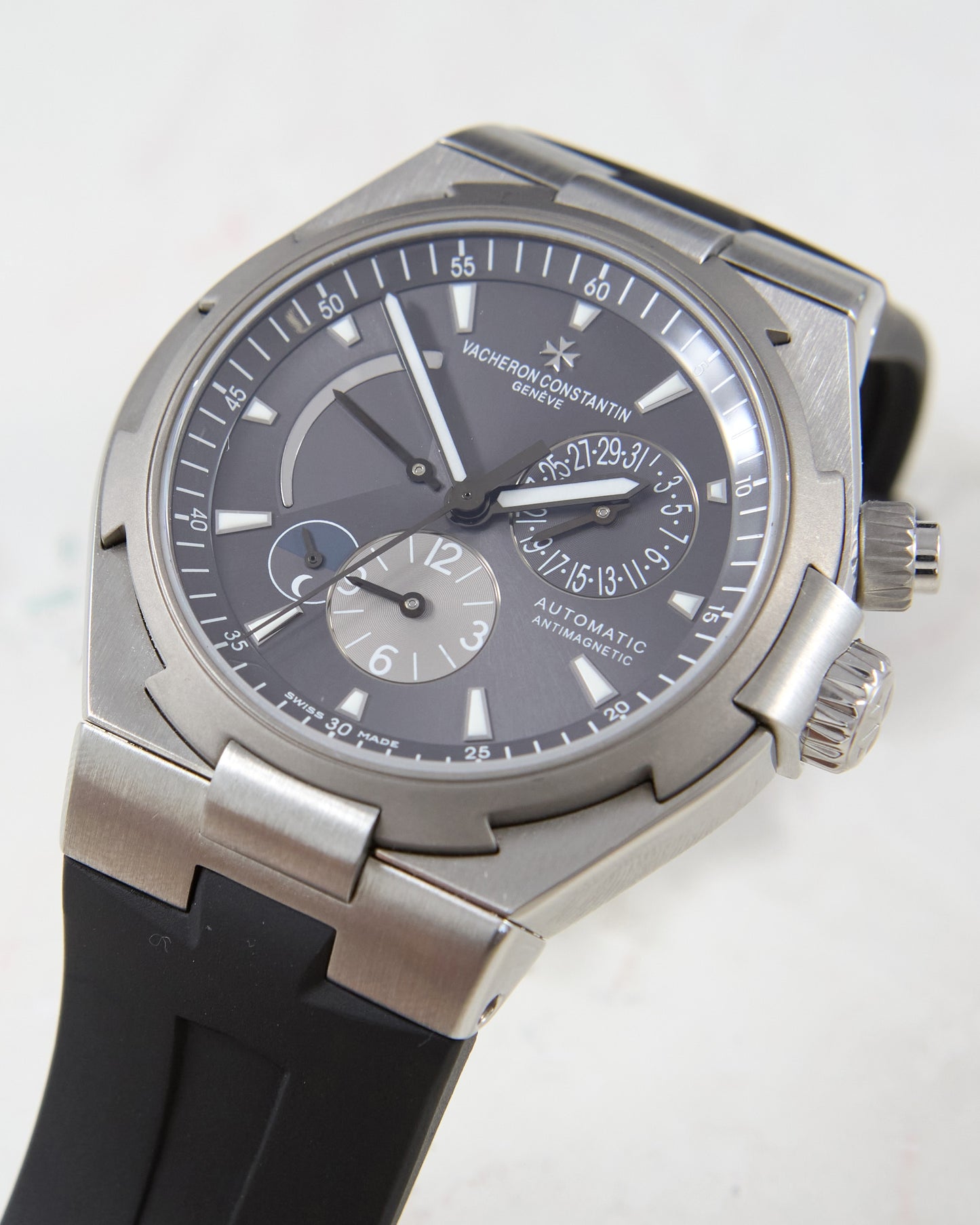Vacheron Constantin Overseas Dual Time 47450 in Steel Case on Rubber Strap with Box & Papers