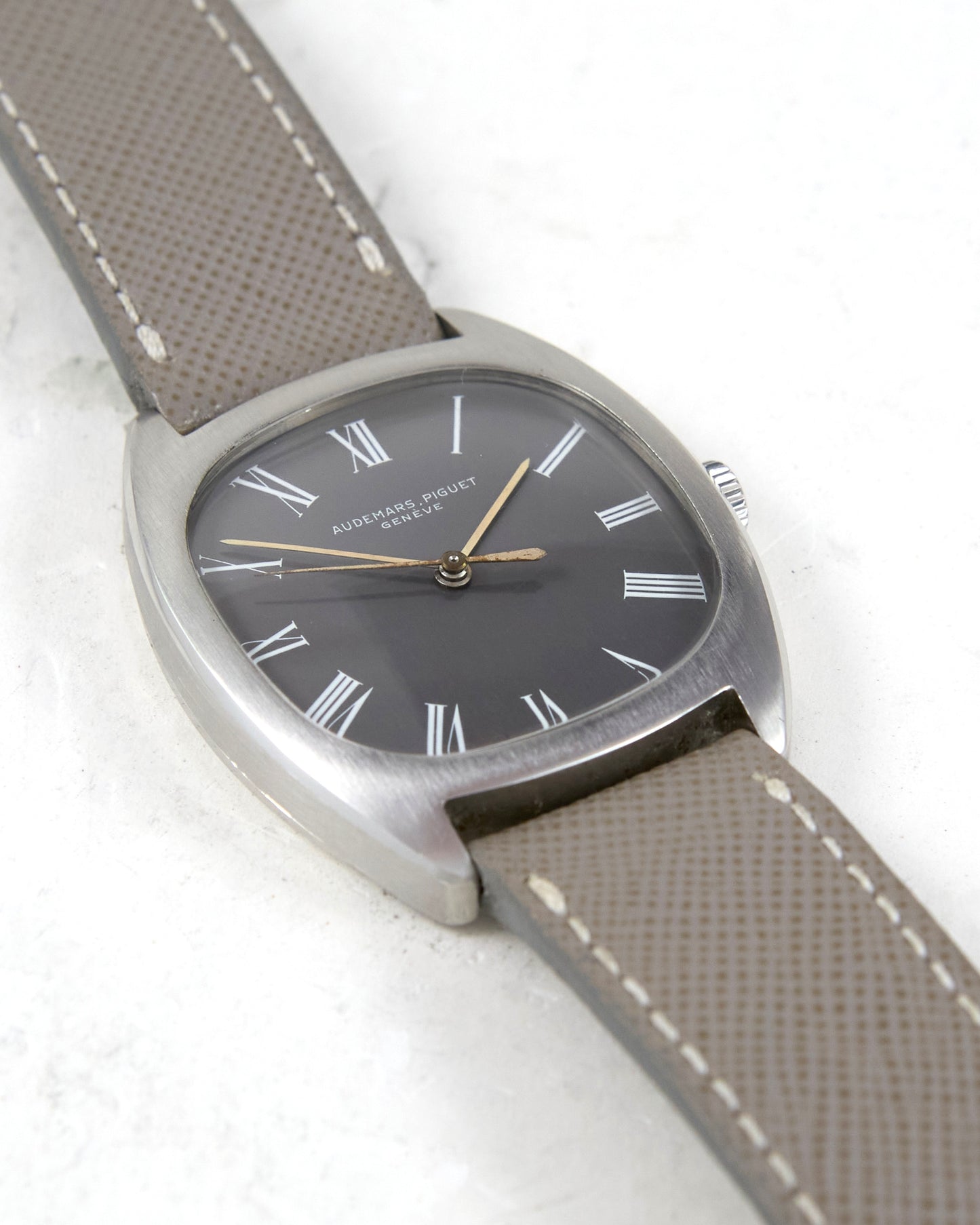 Audemars Piguet Tonneau 5369 Manual in Steel Case on Leather Strap and Buckle