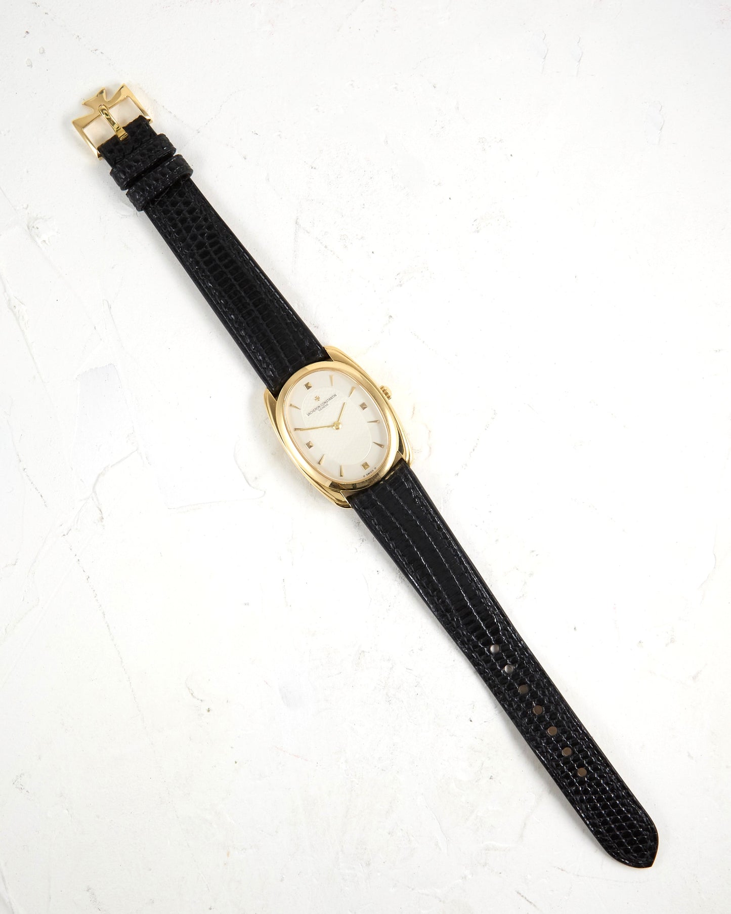 Vacheron Constantin Historiques Oval in Yellow Gold Case with Signed Strap and Buckle