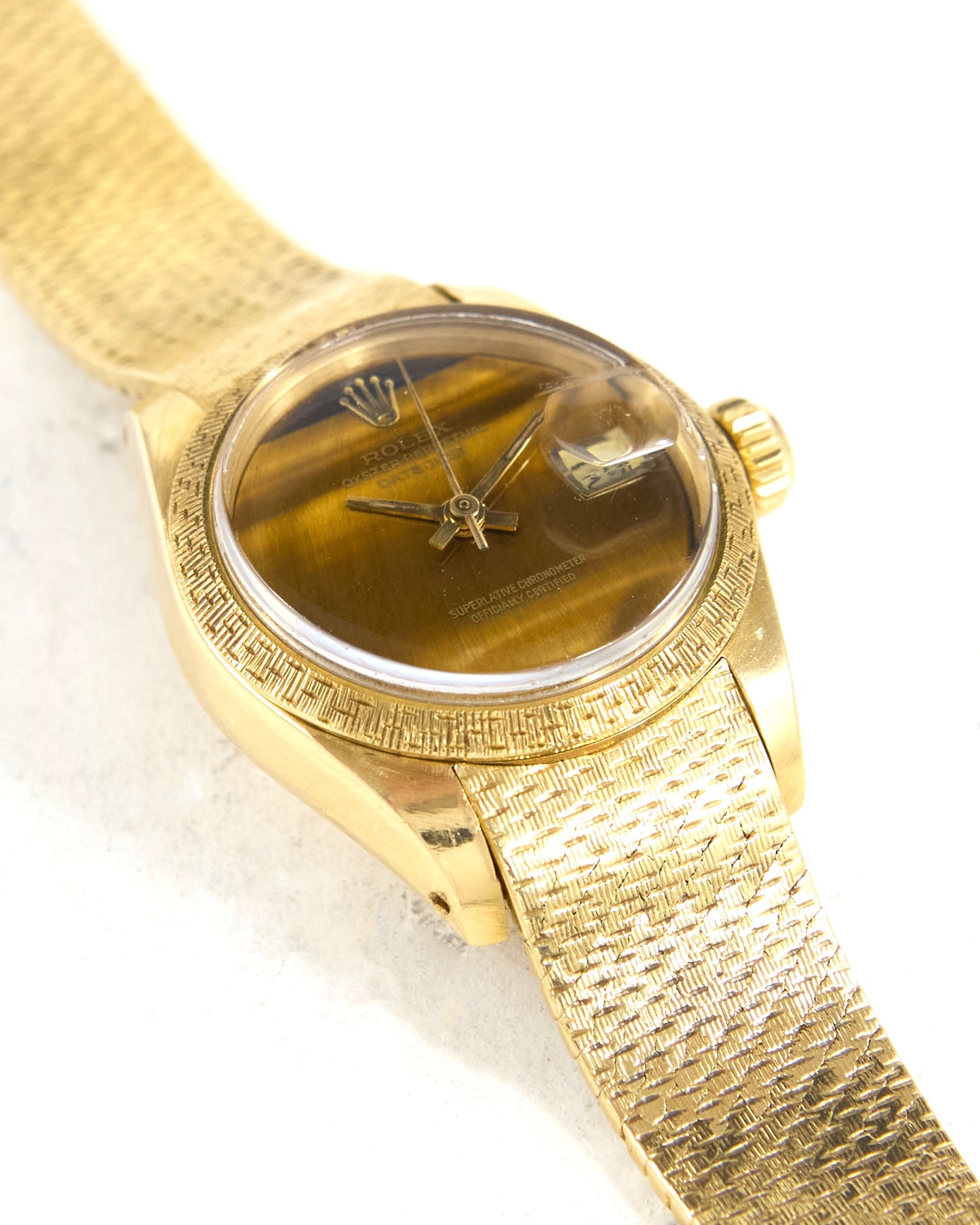 Rolex Ladies Datejust 6905 Tiger Eye Dial on Milanese Bracelet and Bezel