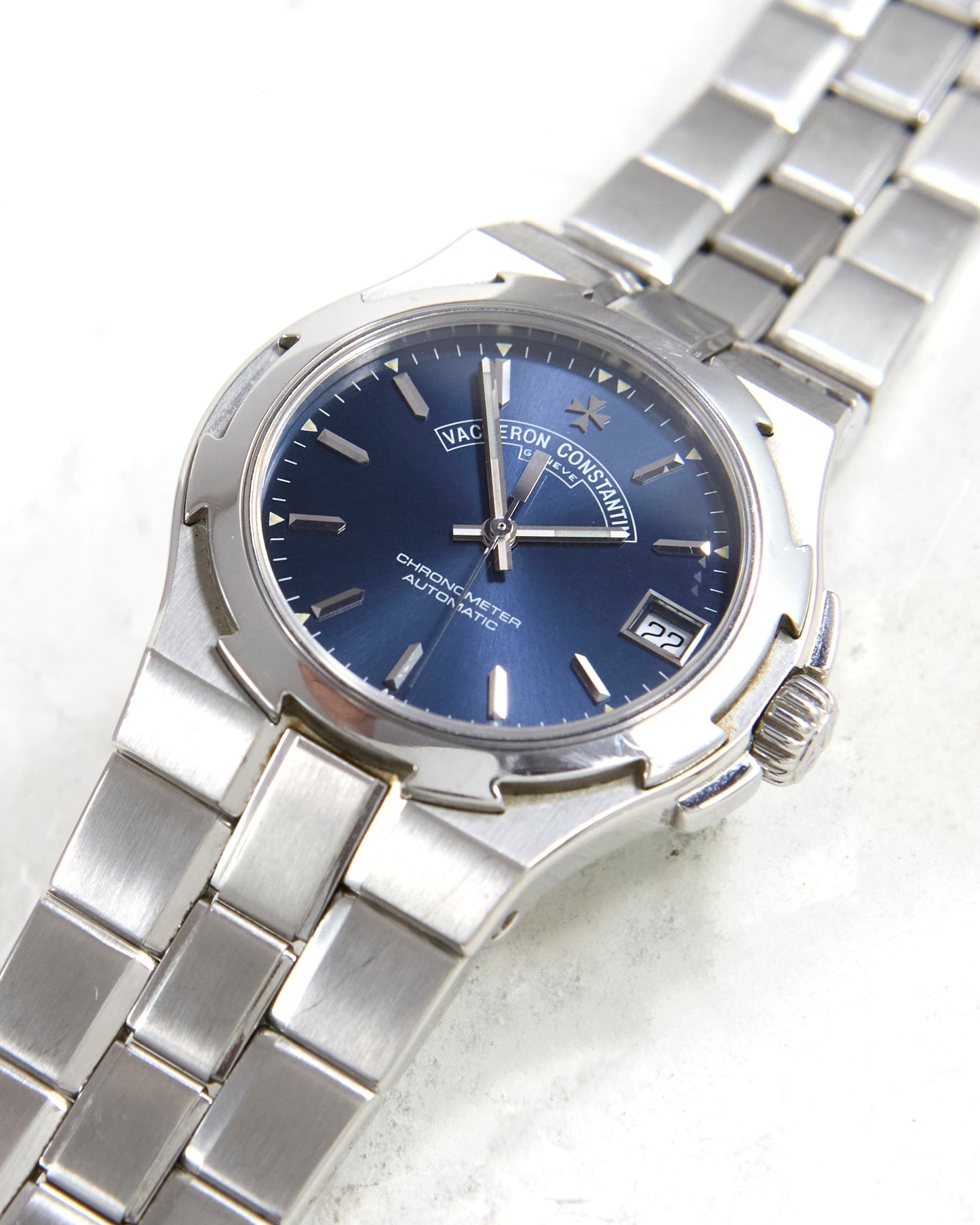 Vacheron Constantin Overseas 42050 Blue Dial in Steel Case and Bracelet with Box and Papers