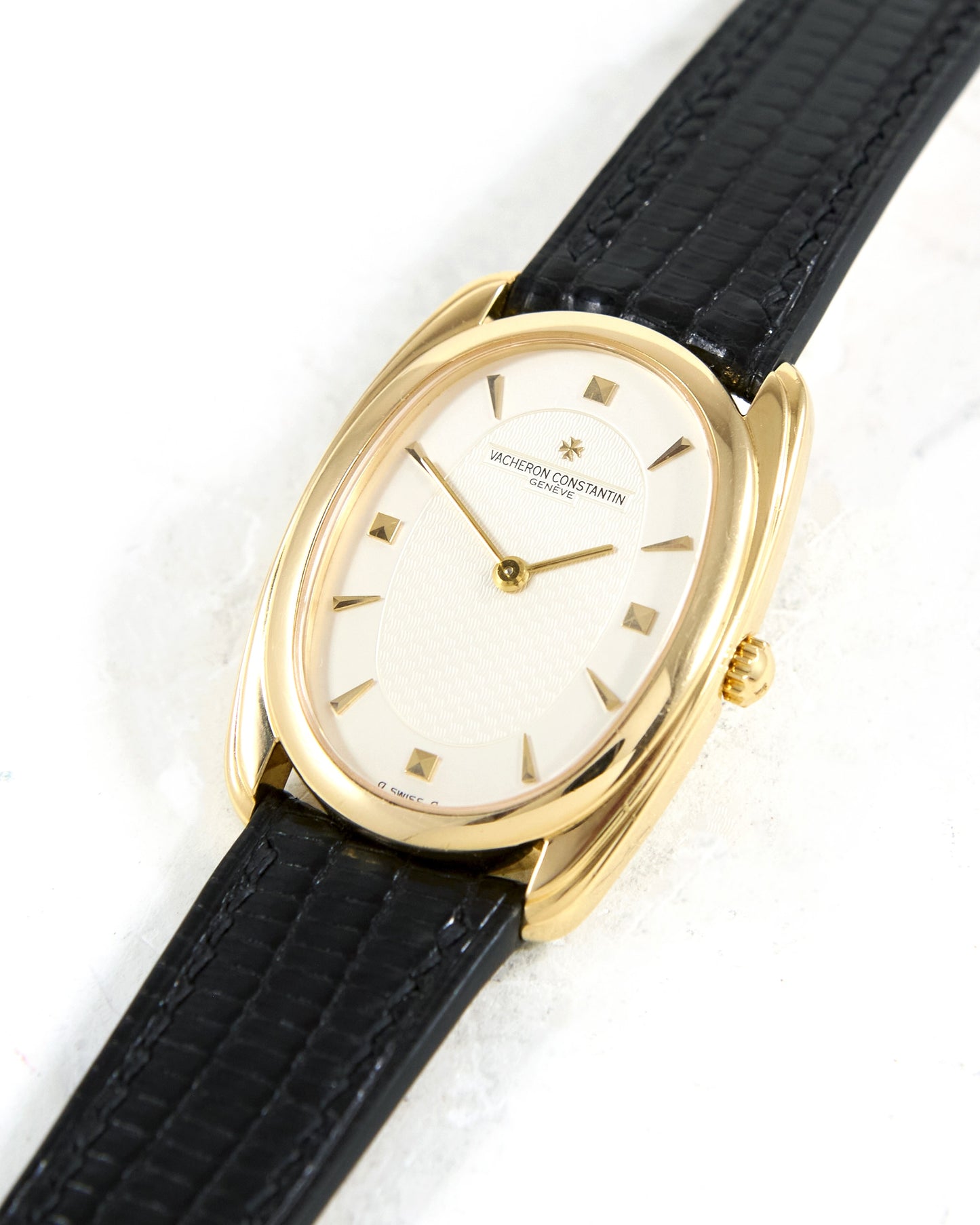 Vacheron Constantin Historiques Oval in Yellow Gold Case with Signed Strap and Buckle