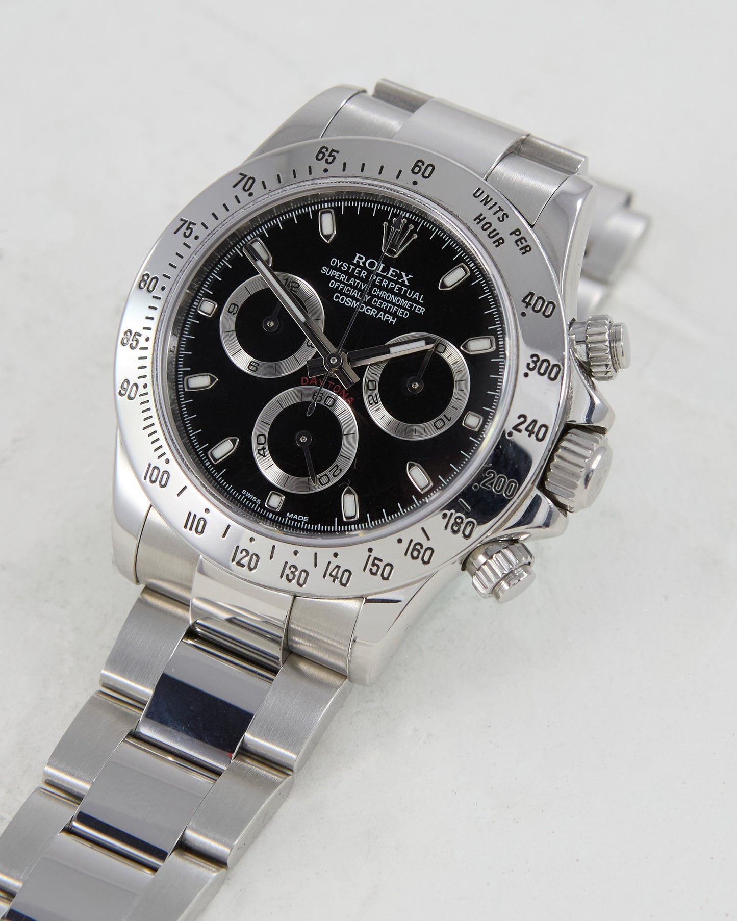 ROLEX DAYTONA BLACK DIAL IN STEEL ON OYSTER BRACELET WITH PAPERS