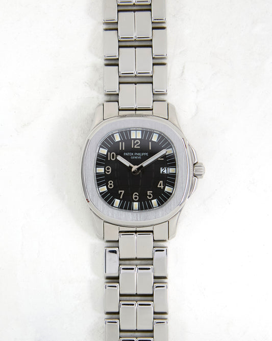 Patek Philippe Aquanaut 4960 Quartz with Papers