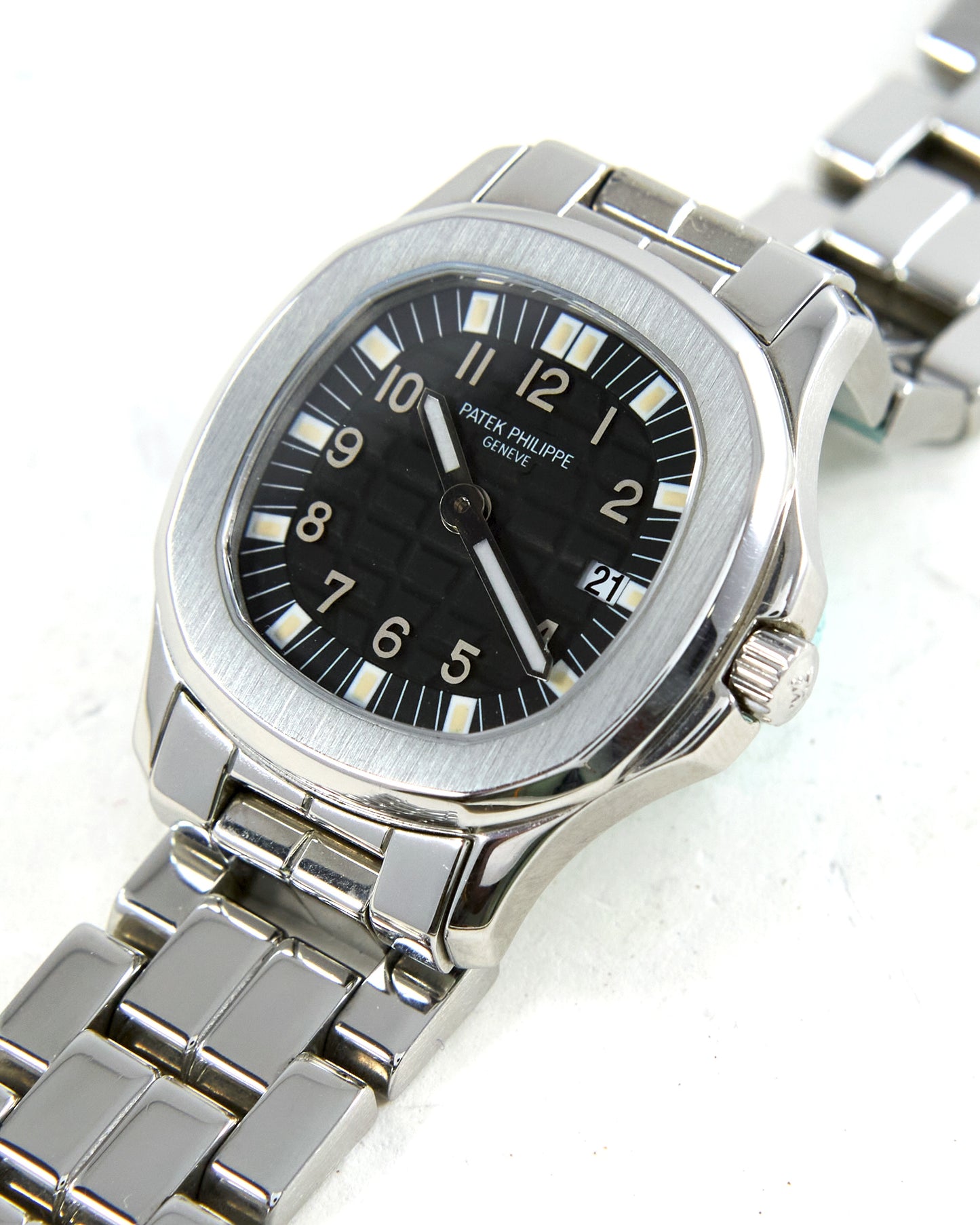 Patek Philippe Aquanaut 4960 Quartz with Papers