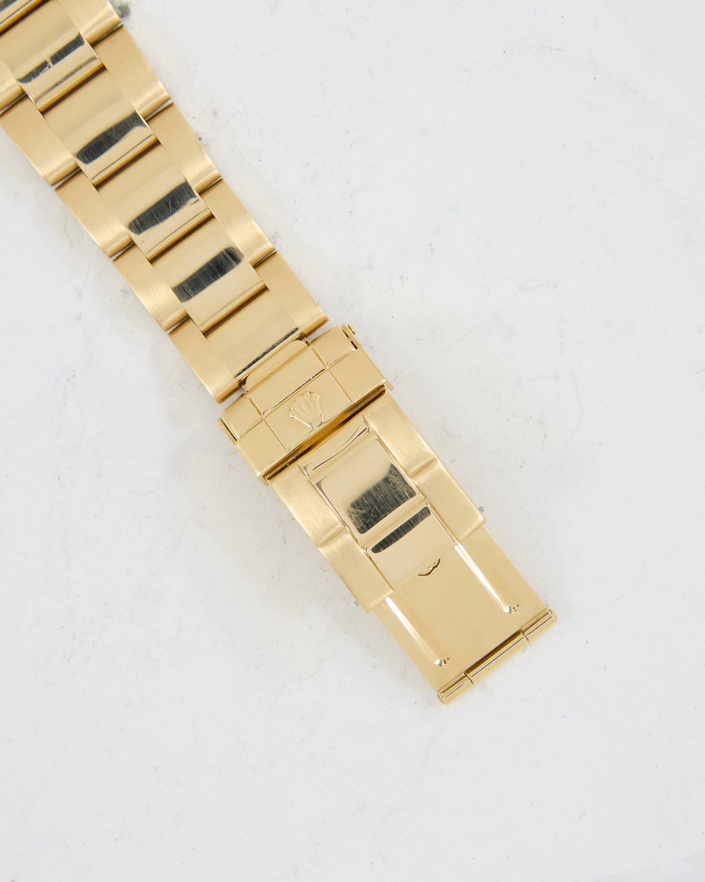ROLEX YACHT-MASTER IN GOLD ON OYSTER BRACELET